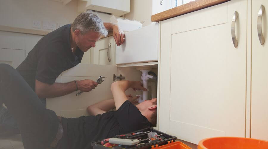 Plumber in Monitor, WA